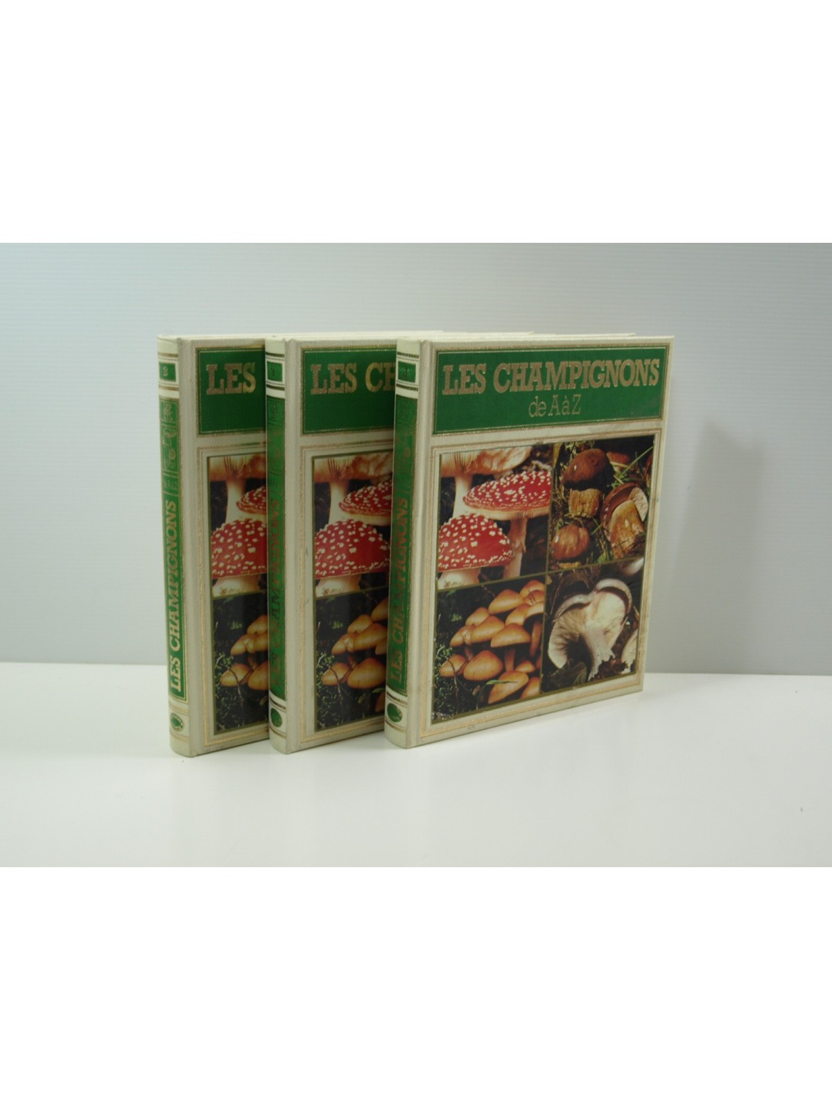 Collectif : Les Champignons de A à Z. 3 tomes.